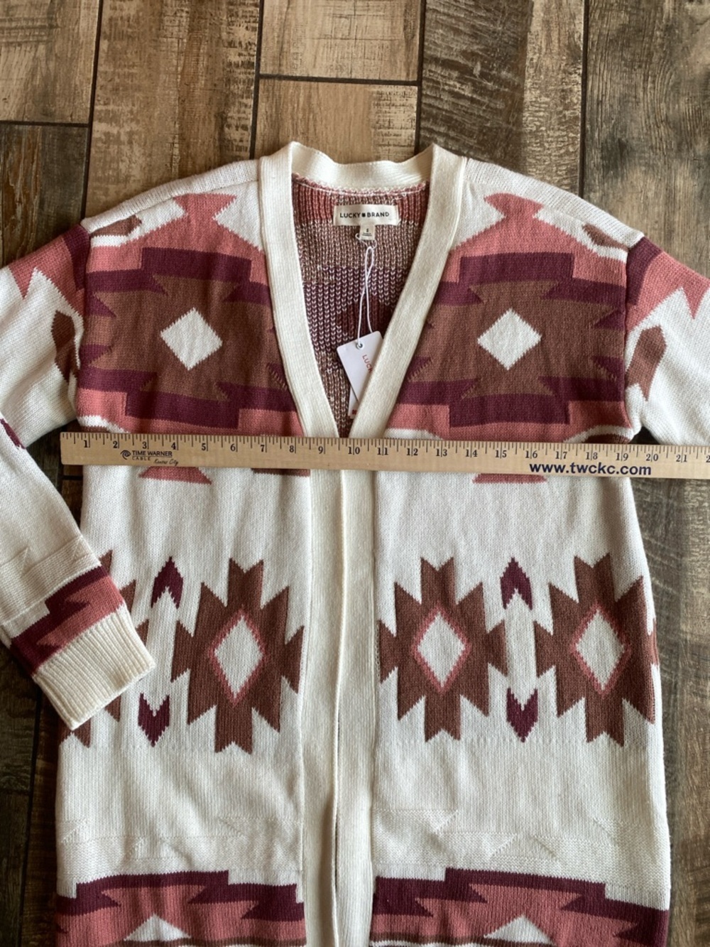 Lucky Brand Cream Cardigan with Brown & Rust Aztec Pattern 🆕 - Picture 9 of 11
